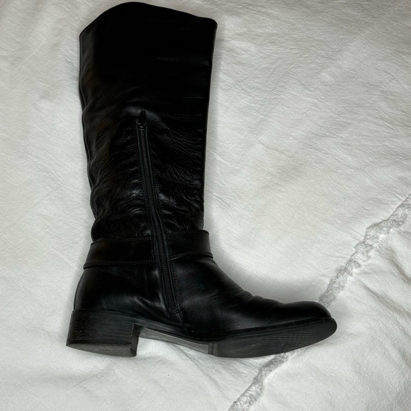 Browns Couture black leather boots gold hardware size 8.5 excellent condtion - Picture 4 of 15